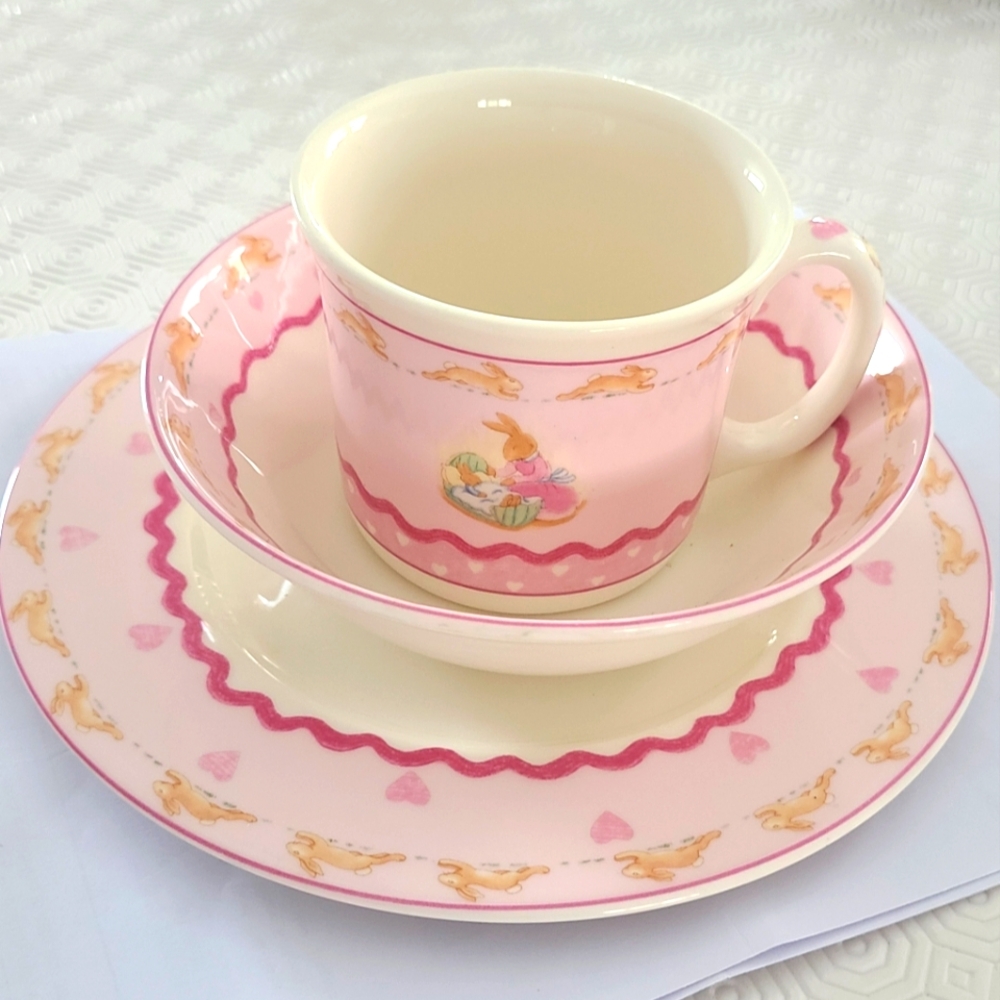 Vintage 90s Collectible Pink Bunnykins Sweet Hearts Mug Bowl Plate 3 Piece Set